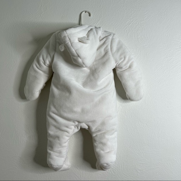 Juicy Couture Bunting Suit size 6-9 months - Picture 6 of 13